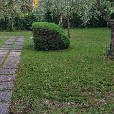 Сasa de vacaciones Dijana's Haus Padenghe sul Garda