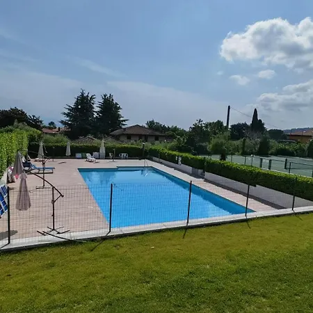 Сasa de vacaciones Dijana's Haus Padenghe sul Garda